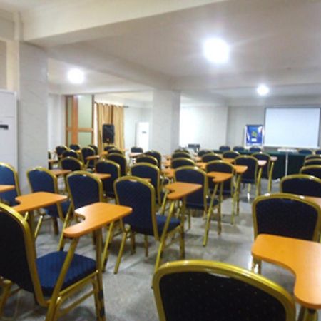 Sunset Hotel Kumasi Bagian luar foto