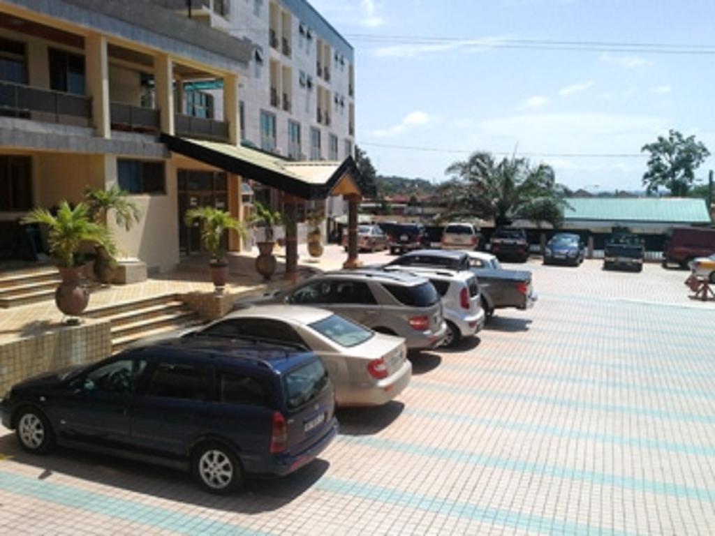 Sunset Hotel Kumasi Bagian luar foto